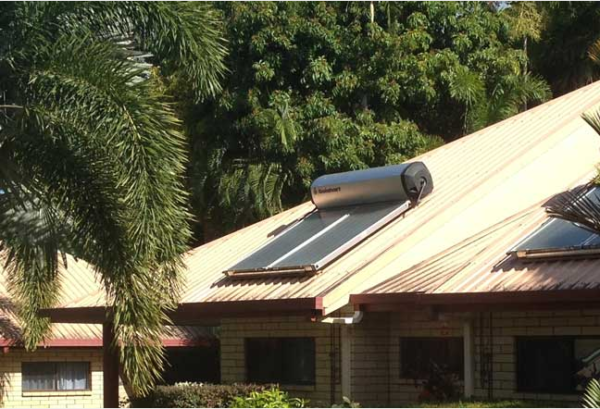 Calentador de agua solar vs paneles solares
